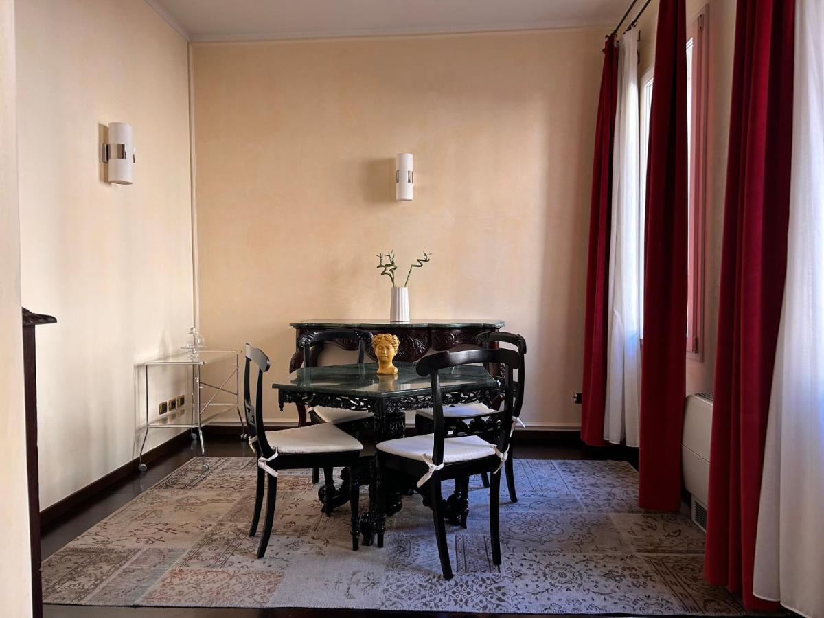 Piazza Maggiore Luxury Apartment Μπολόνια Εξωτερικό φωτογραφία
