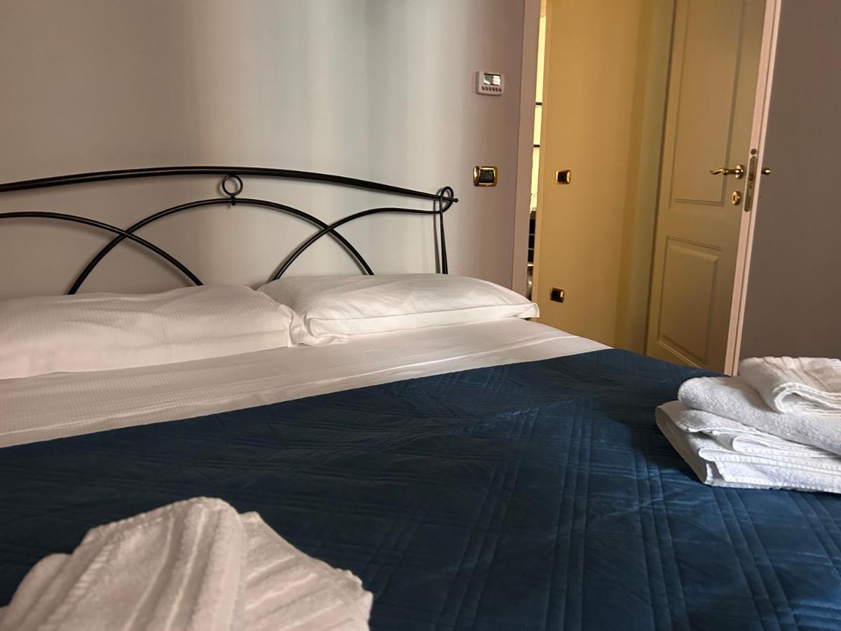 Piazza Maggiore Luxury Apartment Μπολόνια Εξωτερικό φωτογραφία
